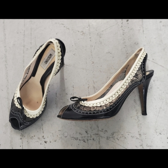 Moschino Peep-Toe Mesh Lace Wingtip Heels. Made in Italy - Picture 12 of 16